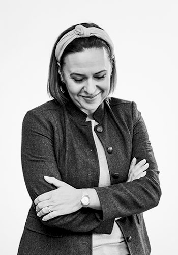 Ewelina Zajac-Holdrege